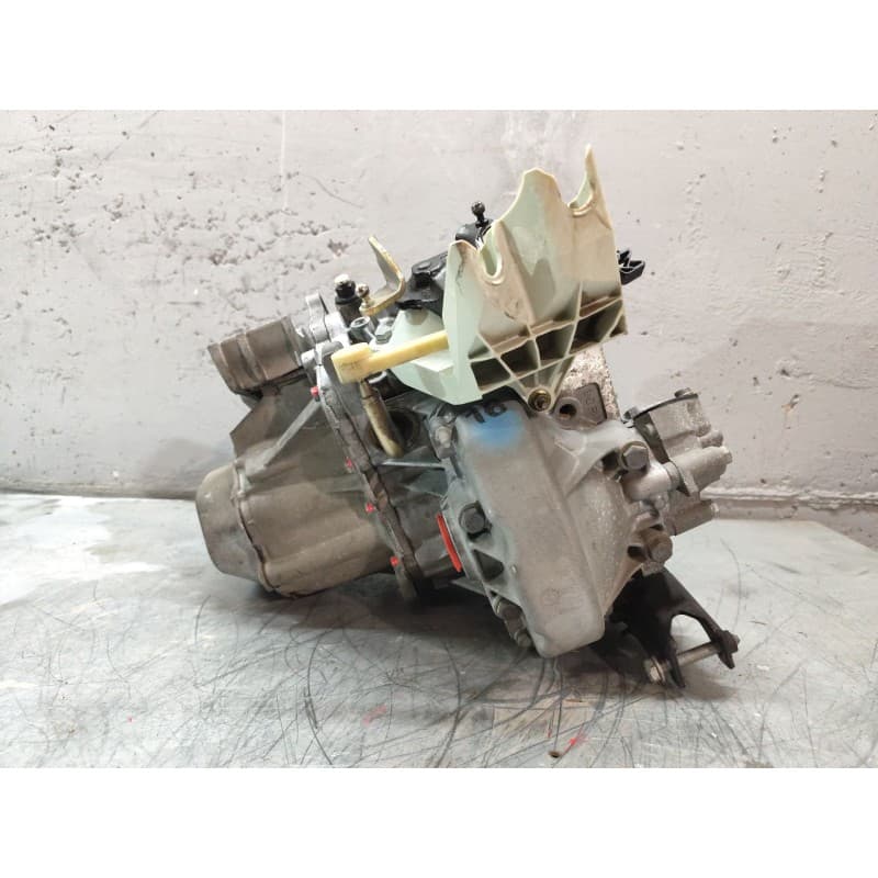 Recambio de caja cambios para citroën c3 i (fc_, fn_) 1.6 16v hdi referencia OEM IAM 20DM84 8