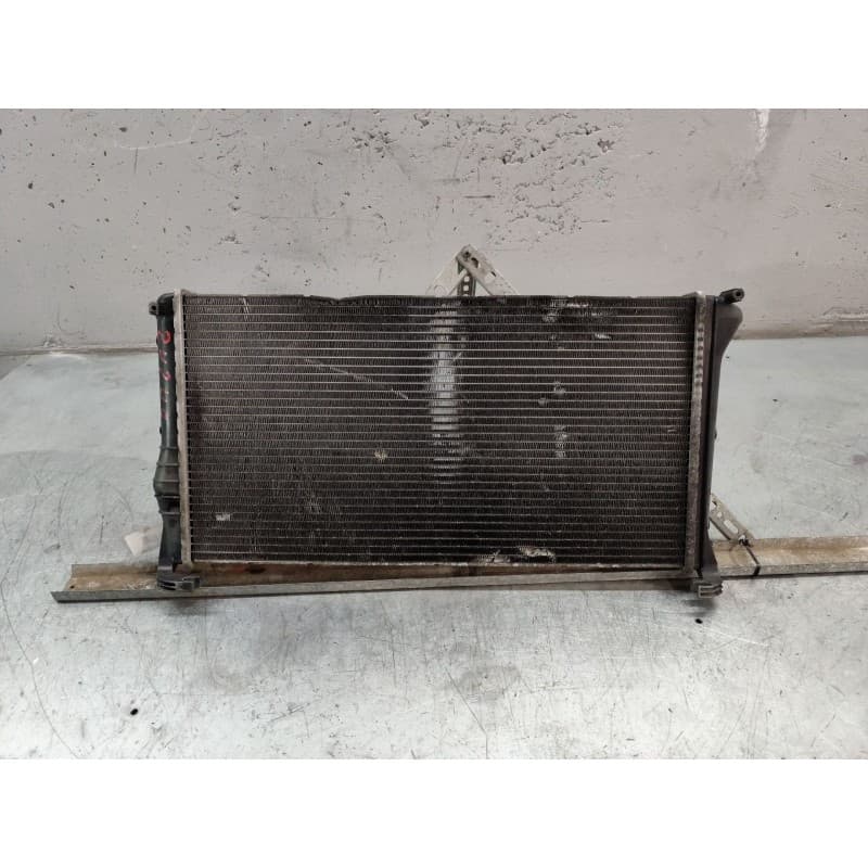 Recambio de radiador agua para fiat punto berlina (188) 1.3 jtd cat referencia OEM IAM - Blanco 2