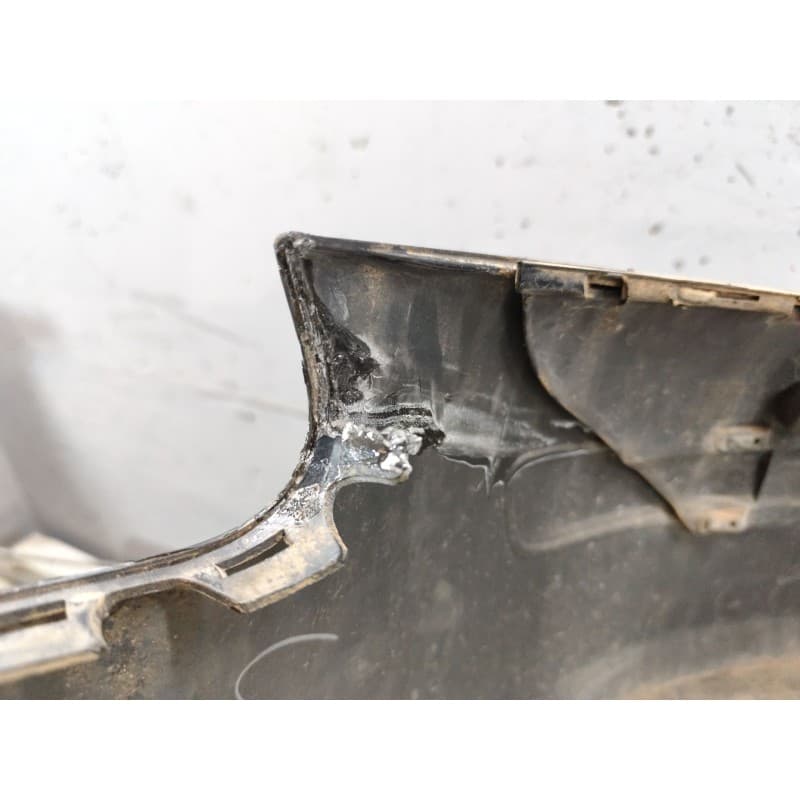 Recambio de paragolpes delantero para audi a3 (8p) referencia OEM IAM - Negro 8