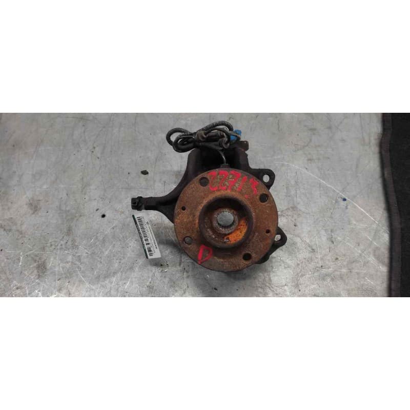 Recambio de mangueta delantera derecha para peugeot 207 x-line referencia OEM IAM - Gris