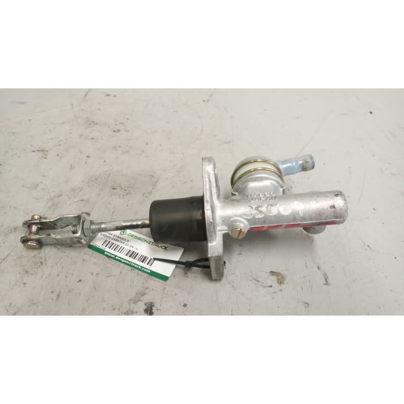 Recambio de bomba embrague para nissan cabstar 01.04  3.0 diesel referencia OEM IAM - Blanco 4