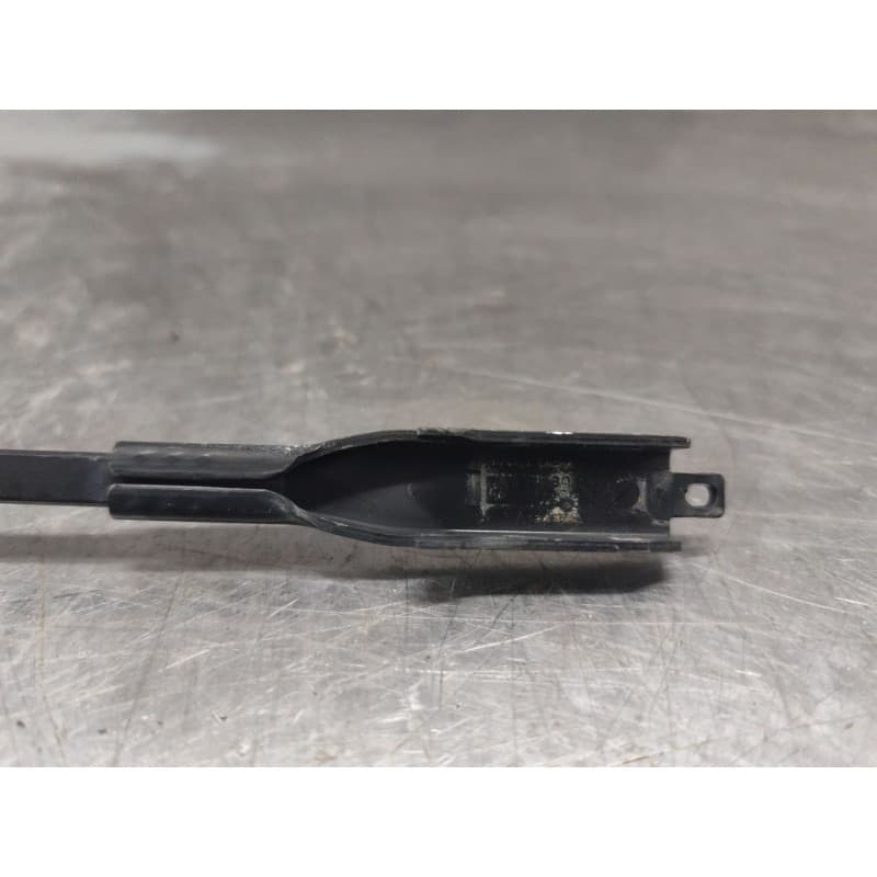 Recambio de brazo limpia delantero izquierdo para bmw 1 (e87) 120 d referencia OEM IAM - Blanco 2