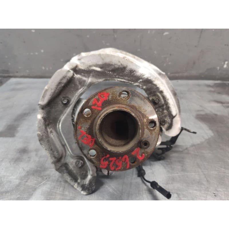 Recambio de mangueta delantera izquierda para bmw 1 (e87) 120 d referencia OEM IAM - Blanco 3