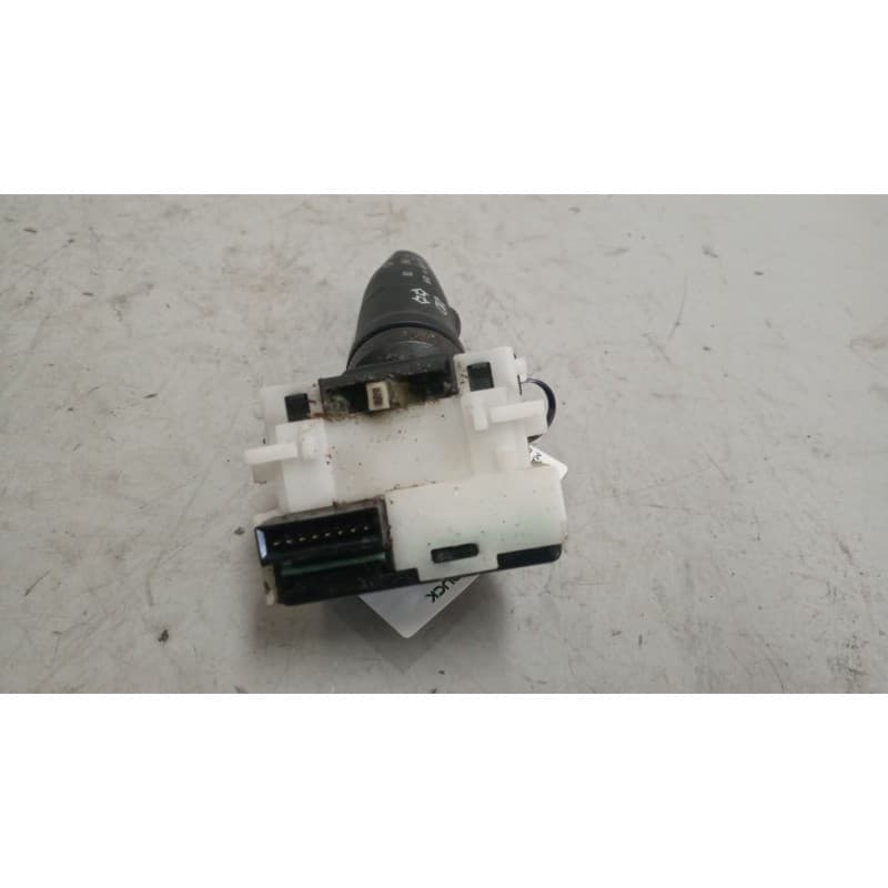 Recambio de mando intermitentes para renault maxity referencia OEM IAM 2