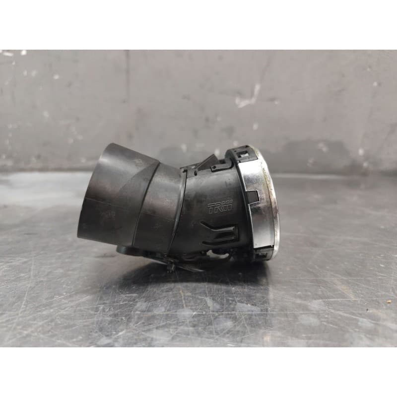 Recambio de aireador para peugeot 308 confort referencia OEM IAM - Blanco 4