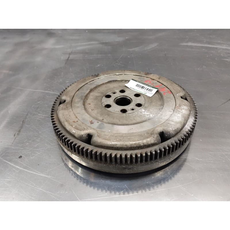 Recambio de volante motor para ford mondeo iii sedán (b4y) 2.0 16v referencia OEM IAM