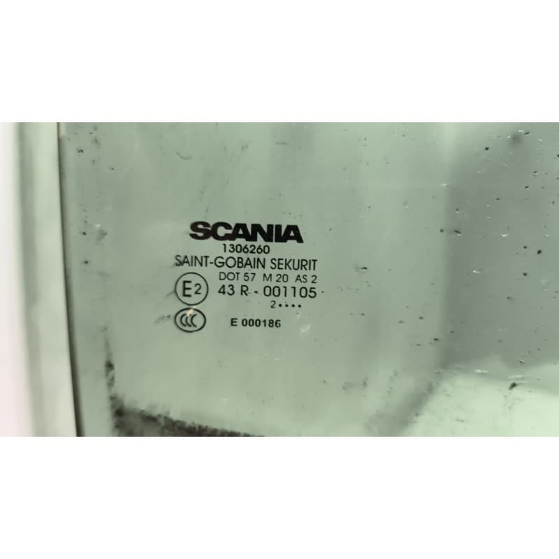 Recambio de luna delantera derecha para scania r i r 500 referencia OEM IAM 1306260 - Blanco 3