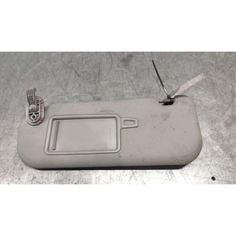 Recambio de parasol izquierdo para hyundai i30 (gd) 1.6 crdi referencia OEM IAM - Blanco 3