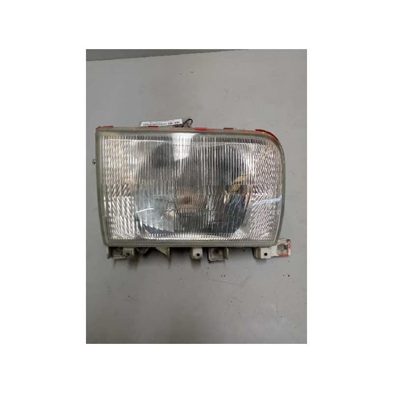 Recambio de faro izquierdo para nissan cabstar e referencia OEM IAM - Rojo