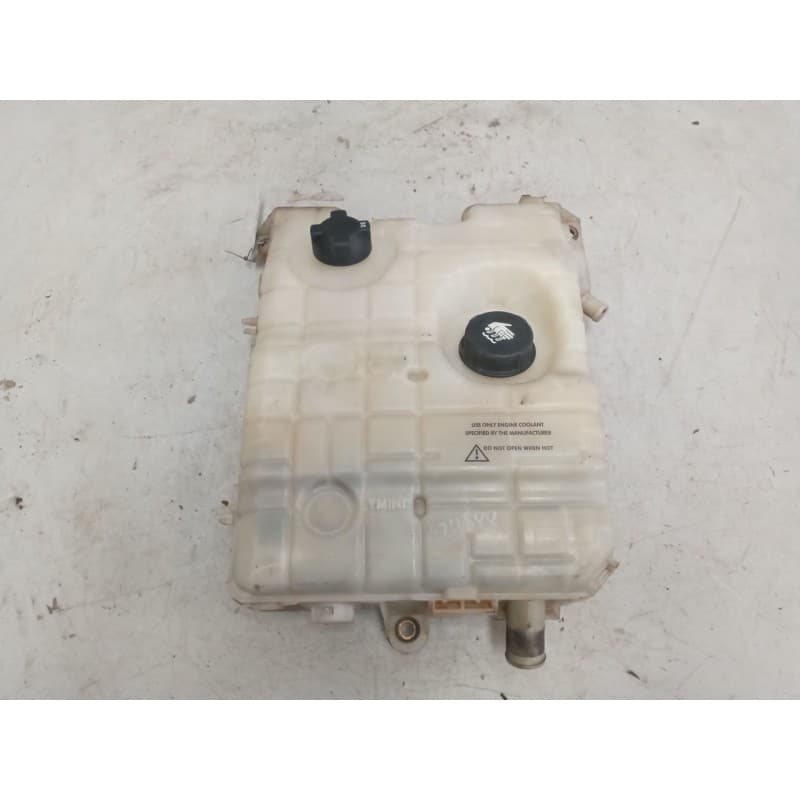 Recambio de deposito expansion para renault d 18 wide referencia OEM IAM - Blanco
