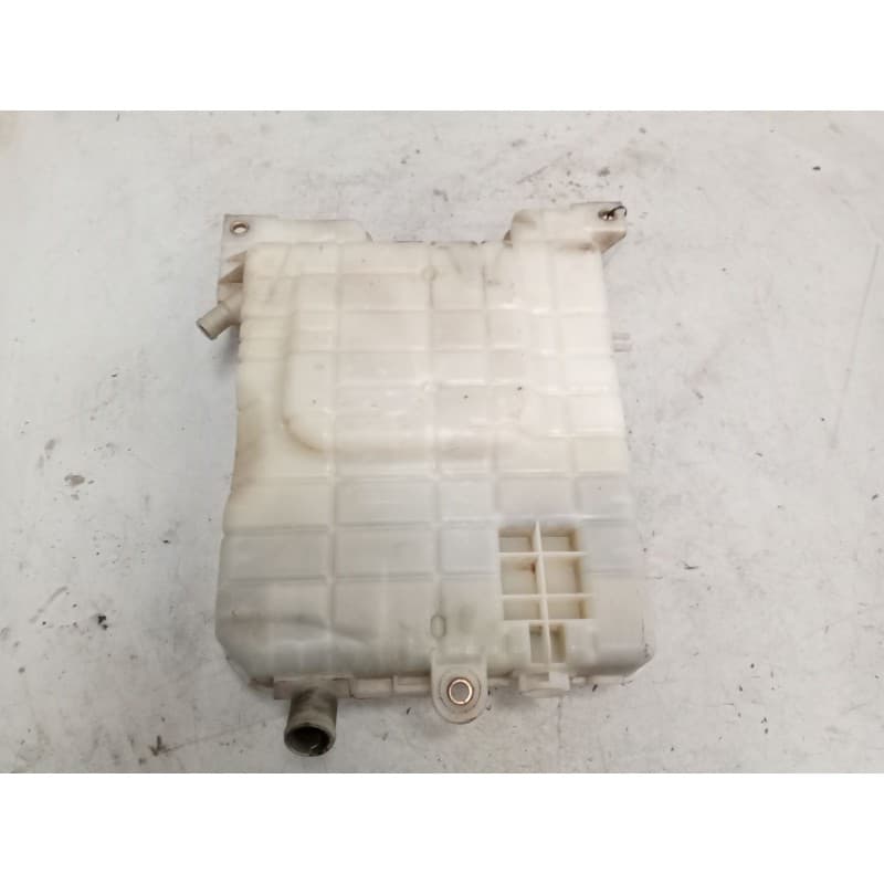 Recambio de deposito expansion para renault d 18 wide referencia OEM IAM - Blanco 2