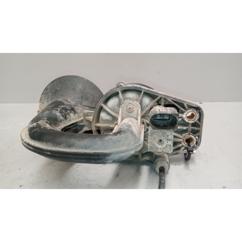 Recambio de claxon para daf serie xf105.460 12.9 diesel referencia OEM IAM 1784586 - Blanco 2