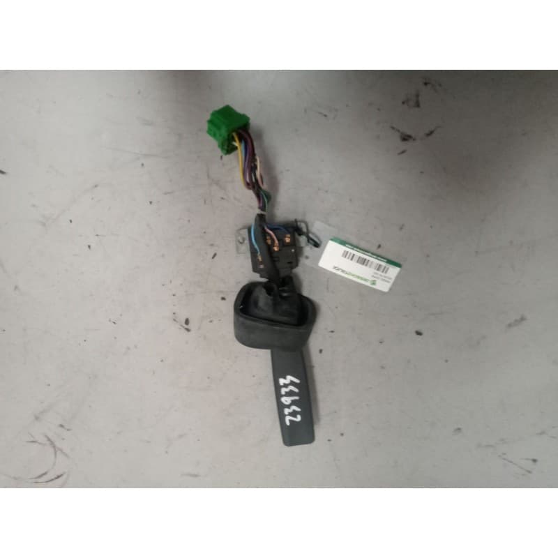 Recambio de mando limpia para volvo fh referencia OEM IAM - Blanco 2