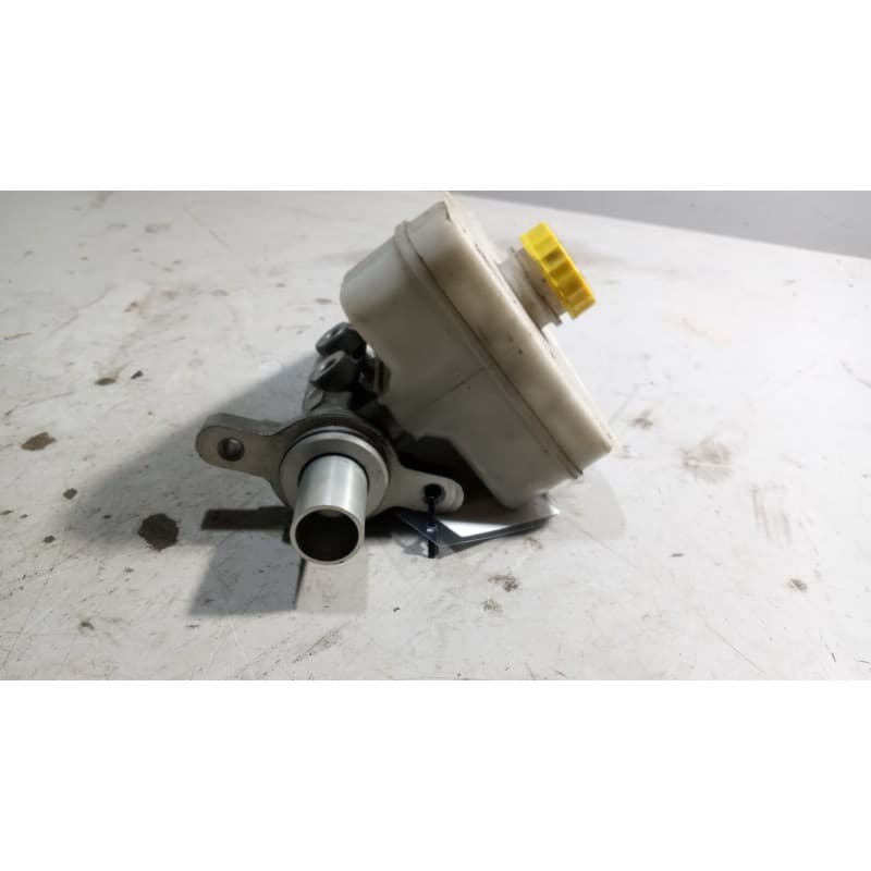 Recambio de bombin freno para iveco sunrise referencia OEM IAM 0204Y24317 204255550 - Blanco 5