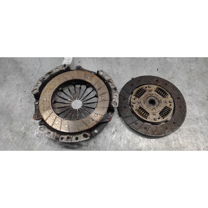 Recambio de kit embrague para citroën xsara break 1.9 d sx referencia OEM IAM 2