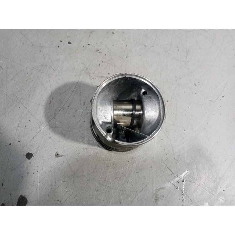 Recambio de piston para renault midlum referencia OEM IAM 7485126579 3