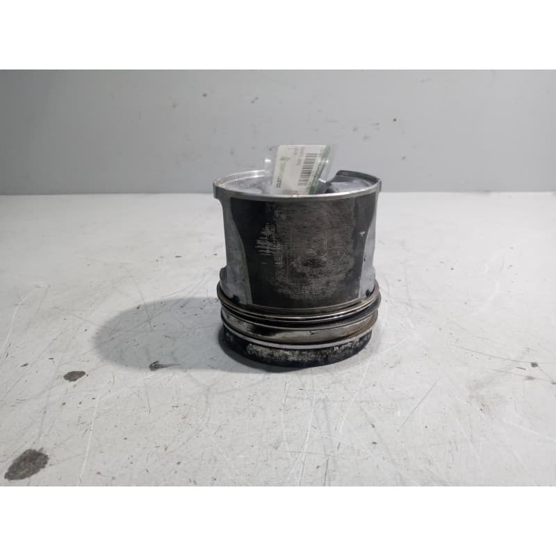 Recambio de piston para renault midlum referencia OEM IAM 7485126579 6
