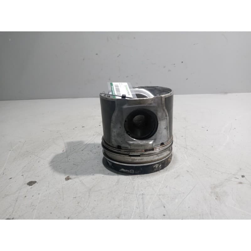 Recambio de piston para renault midlum referencia OEM IAM 7485126579 5