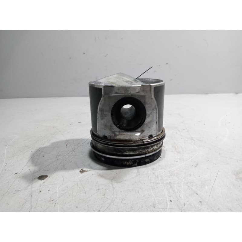 Recambio de piston para renault midlum referencia OEM IAM 7485126579 5