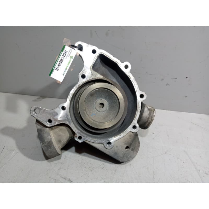 Recambio de bomba agua para renault midlum referencia OEM IAM 7420834409 20834409 2
