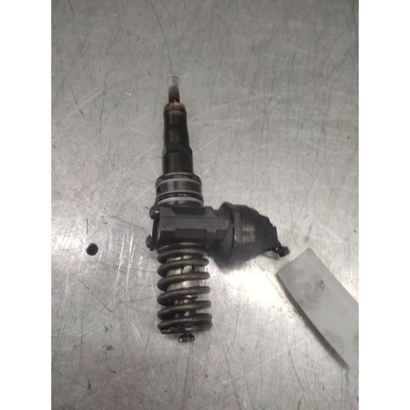 Recambio de inyector para volkswagen polo (9n1) gt referencia OEM IAM 045130073T  2 PINS - Gris 2