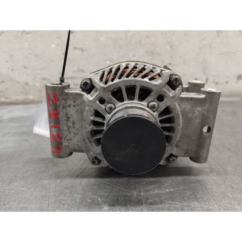 Recambio de alternador para peugeot 207 1.4 16v vti referencia OEM IAM A005TG0881ZEB - Plata