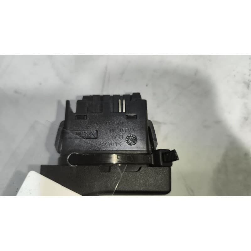 Recambio de interruptor para renault magnum ab diesel referencia OEM IAM 5010589016 - Blanco 3