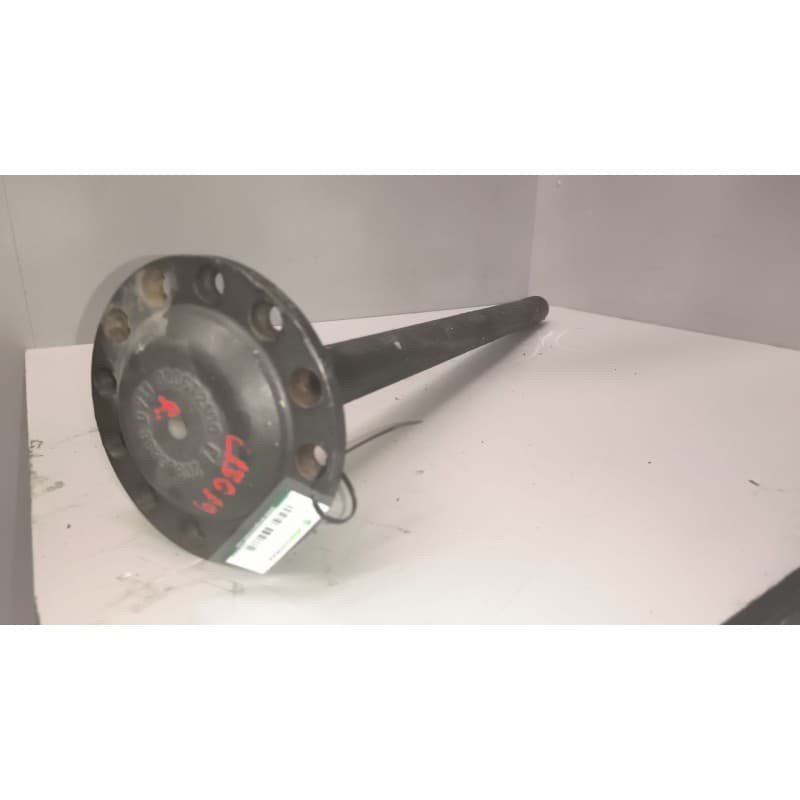 Recambio de palier para renault magnum ab diesel referencia OEM IAM 7420836838 - Blanco