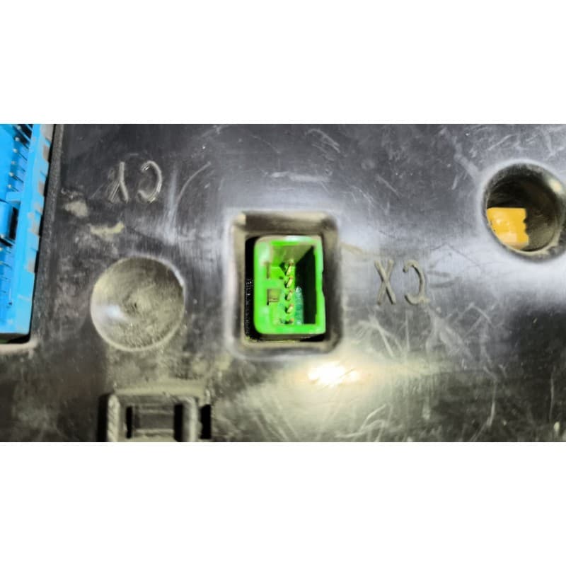 Recambio de cuadro instrumentos para volvo b12b referencia OEM IAM 70329200 5