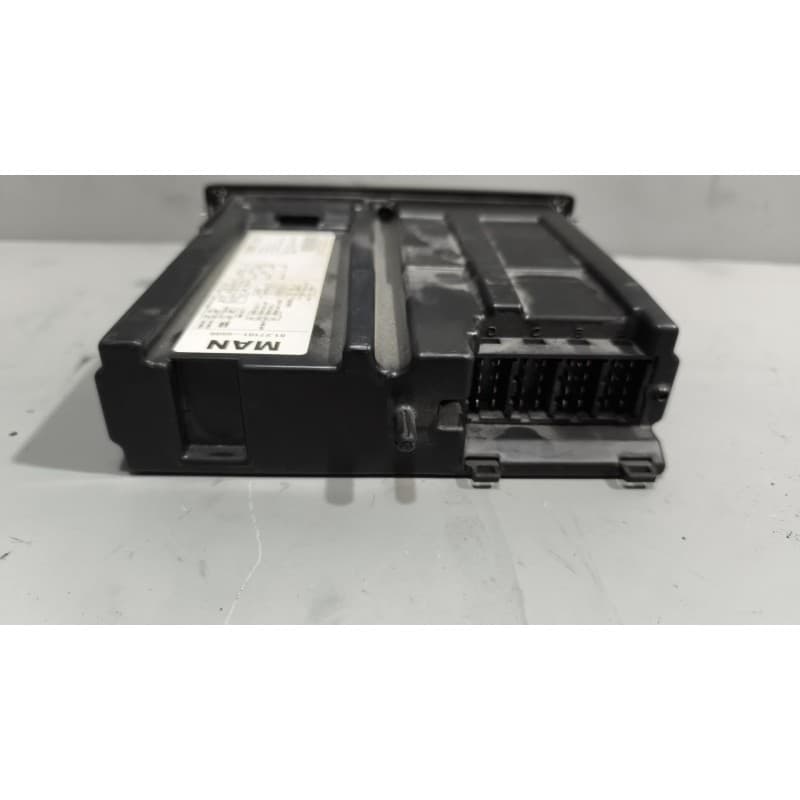 Recambio de tacografo para man tgs referencia OEM IAM SE5000 81271016599 - Blanco