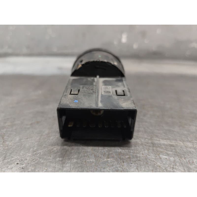 Recambio de mando luces para volkswagen polo (6n2) 1.4 referencia OEM IAM 1C0941531 - Plata 2