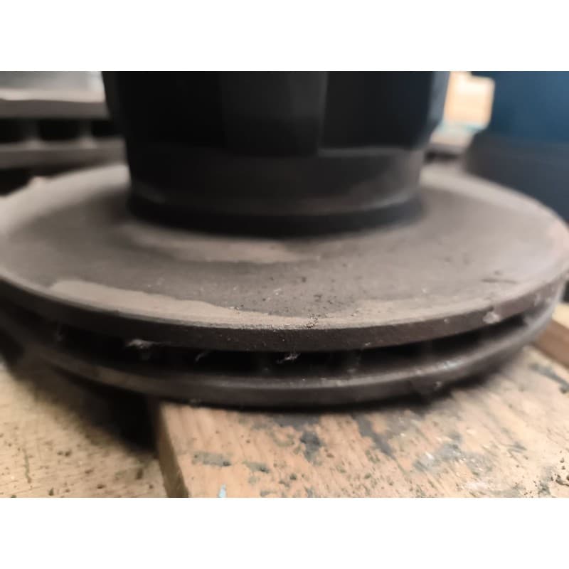 Recambio de buje delantero para nissan atleon 35.13 referencia OEM IAM 061003670 2