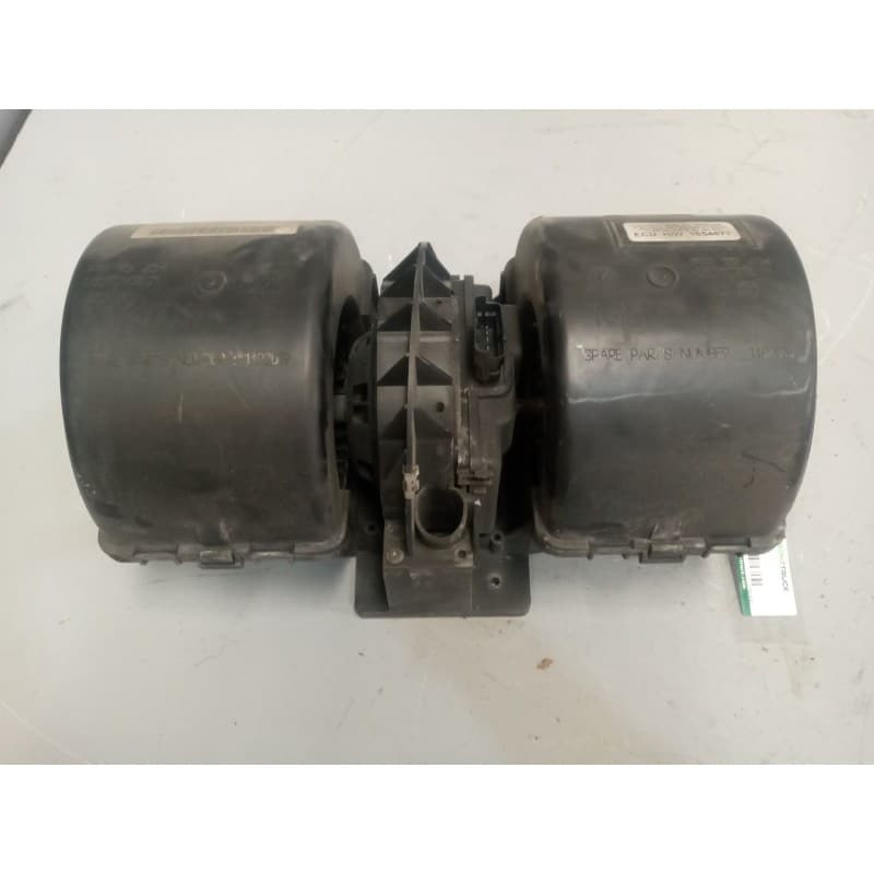 Recambio de motor calefaccion para scania r i r 500 referencia OEM IAM 1750450 - Blanco 3
