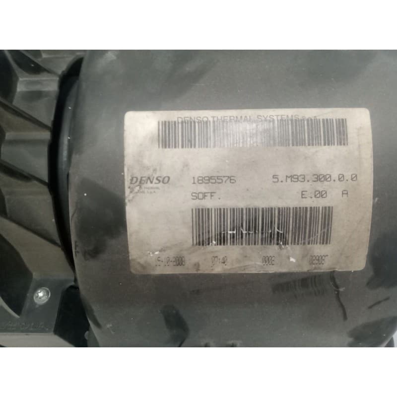 Recambio de motor calefaccion para scania r i r 500 referencia OEM IAM 1750450 - Blanco 4