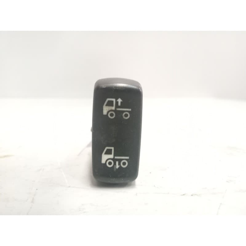 Recambio de interruptor para scania r i r 500 referencia OEM IAM 1421845 - Blanco