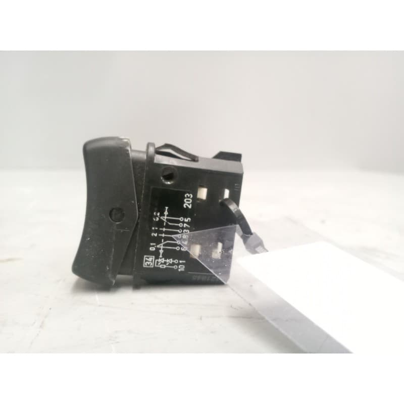 Recambio de interruptor para scania r i r 500 referencia OEM IAM 1421845 - Blanco 2