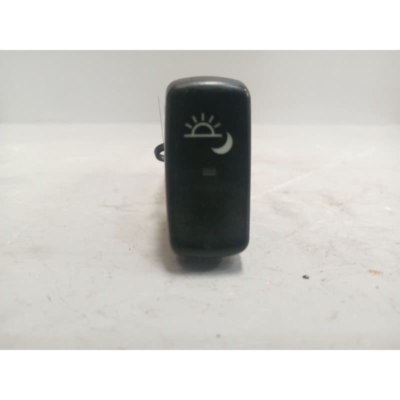 Recambio de interruptor para scania r i r 500 referencia OEM IAM 1421861 - Blanco