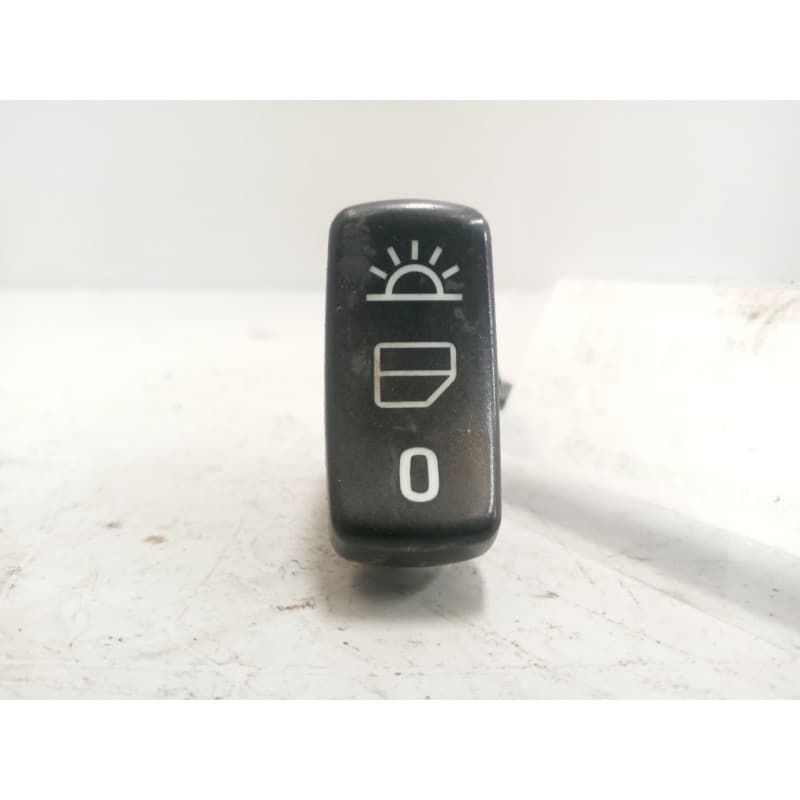 Recambio de interruptor para scania r i r 440 referencia OEM IAM 1733418 - Blanco