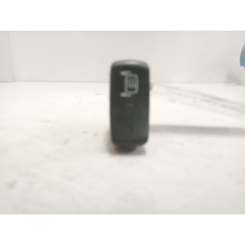 Recambio de interruptor para scania r i r 440 referencia OEM IAM 1421842 - Blanco