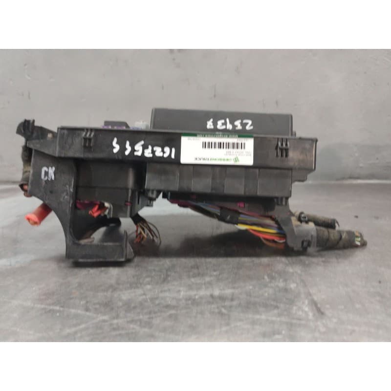 Recambio de bsm caja fusibles para opel astra h ber. cosmo referencia OEM IAM 13206748 - Plata 3