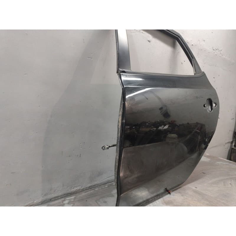 Recambio de puerta trasera izquierda para hyundai i30 classic referencia OEM IAM - Negro 4