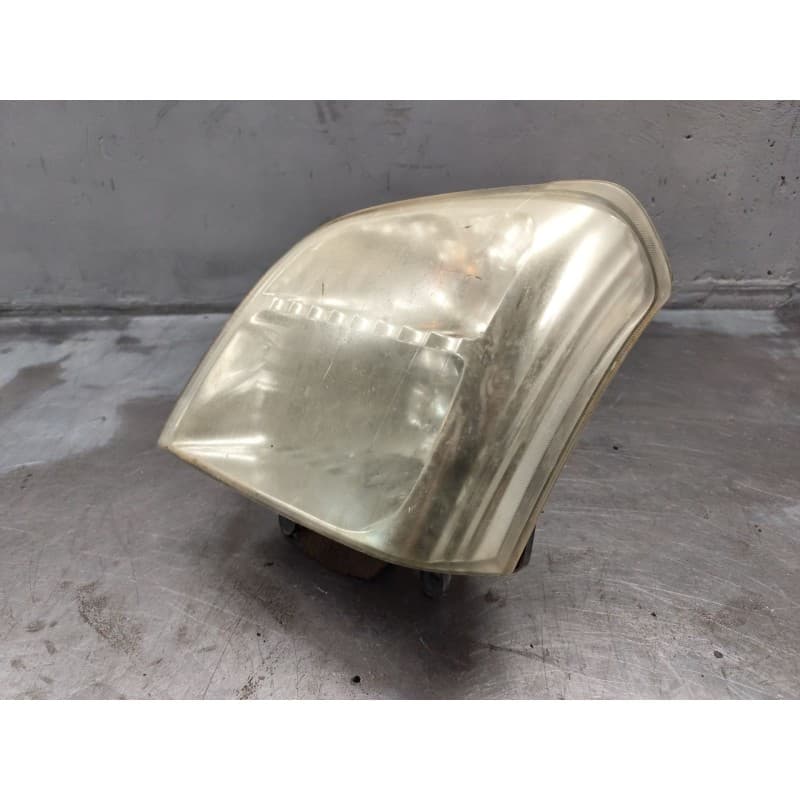 Recambio de faro izquierdo para isuzu d-max double cab custom 4wd referencia OEM IAM - Negro