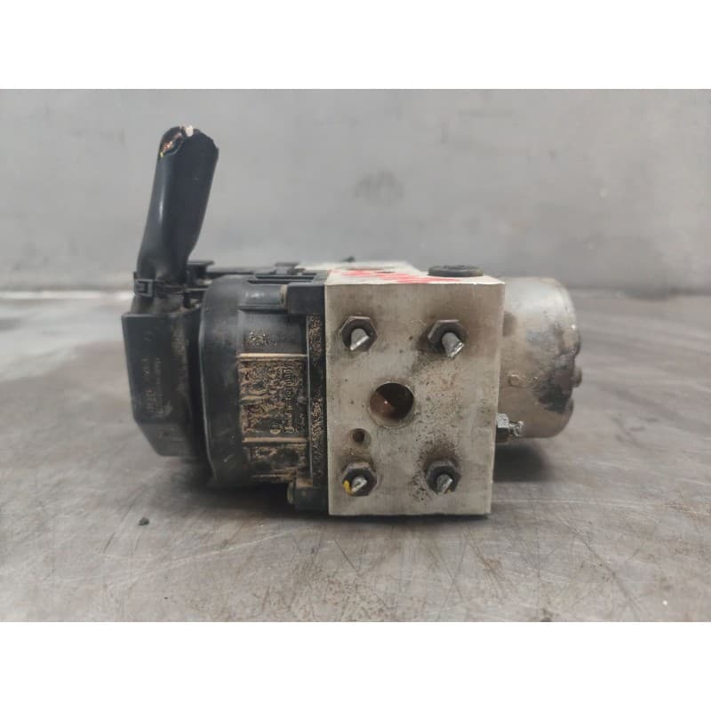Recambio de abs para nissan cabstar 01.04  3.0 diesel referencia OEM IAM 0273004630 - Blanco 4
