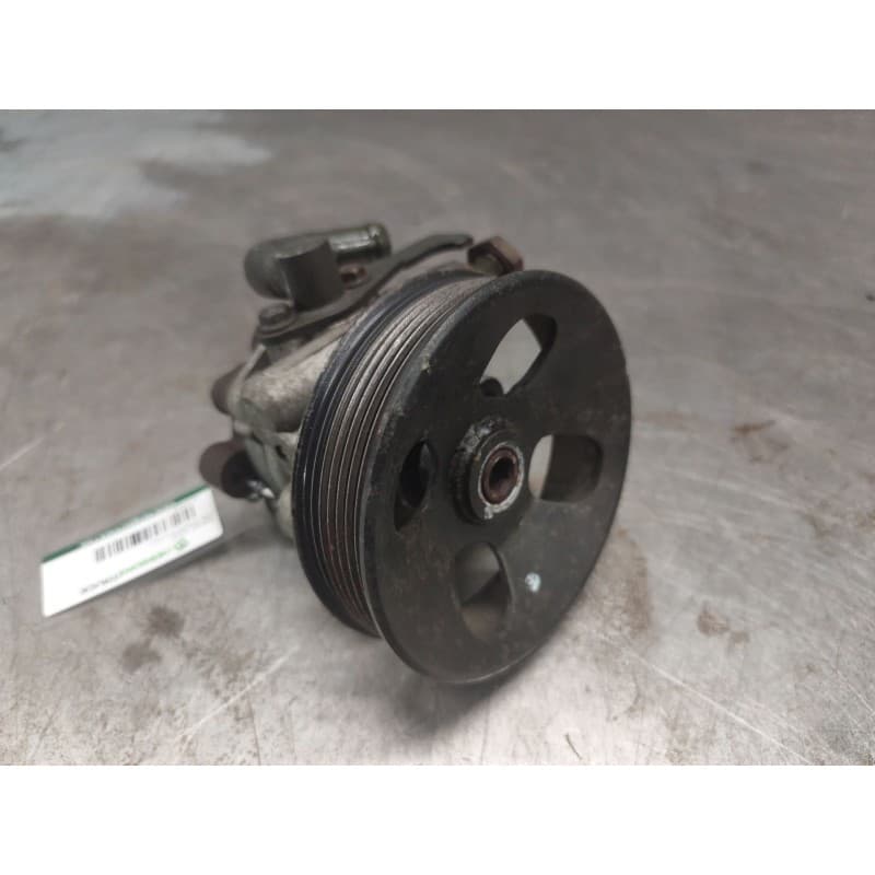 Recambio de bomba agua para kia sorento i (jc) 2.5 crdi referencia OEM IAM - Plata