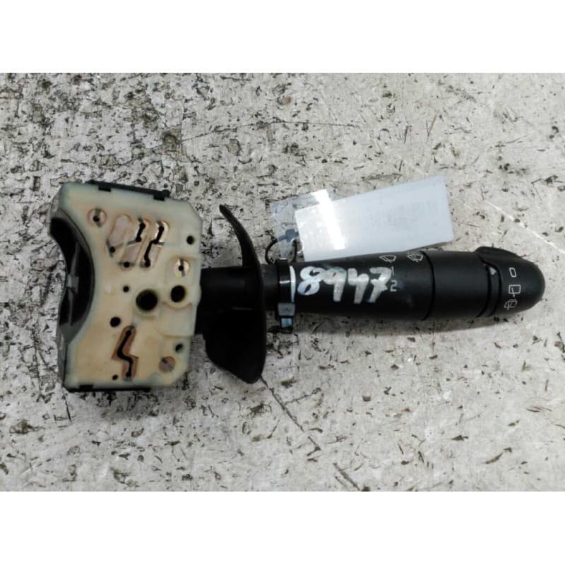 Recambio de mando limpia para renault clio ii fase i (b/cbo) referencia OEM IAM - Gris