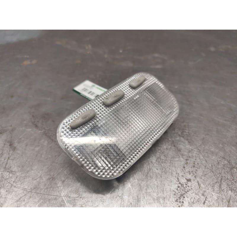 Recambio de luz interior para peugeot 407 sport referencia OEM IAM  TRASERA - Blanco