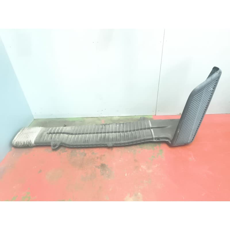 Recambio de chimenea caja filtro para volvo fh 500 referencia OEM IAM 21122123 - Blanco