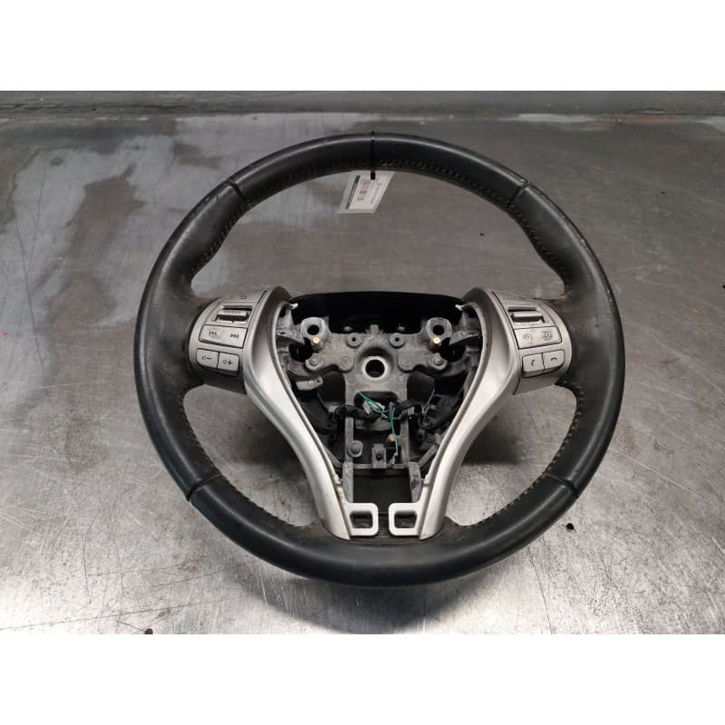 Recambio de volante para nissan qashqai ii (j11, j11_) 1.5 dci referencia OEM IAM - Blanco 3