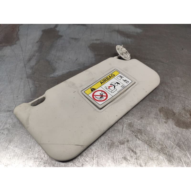Recambio de parasol derecho para ford focus iii 1.0 ecoboost referencia OEM IAM - Negro