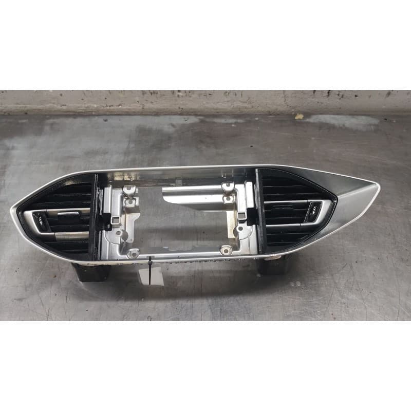 Recambio de aireador central derecho para peugeot 308 active referencia OEM IAM - Blanco